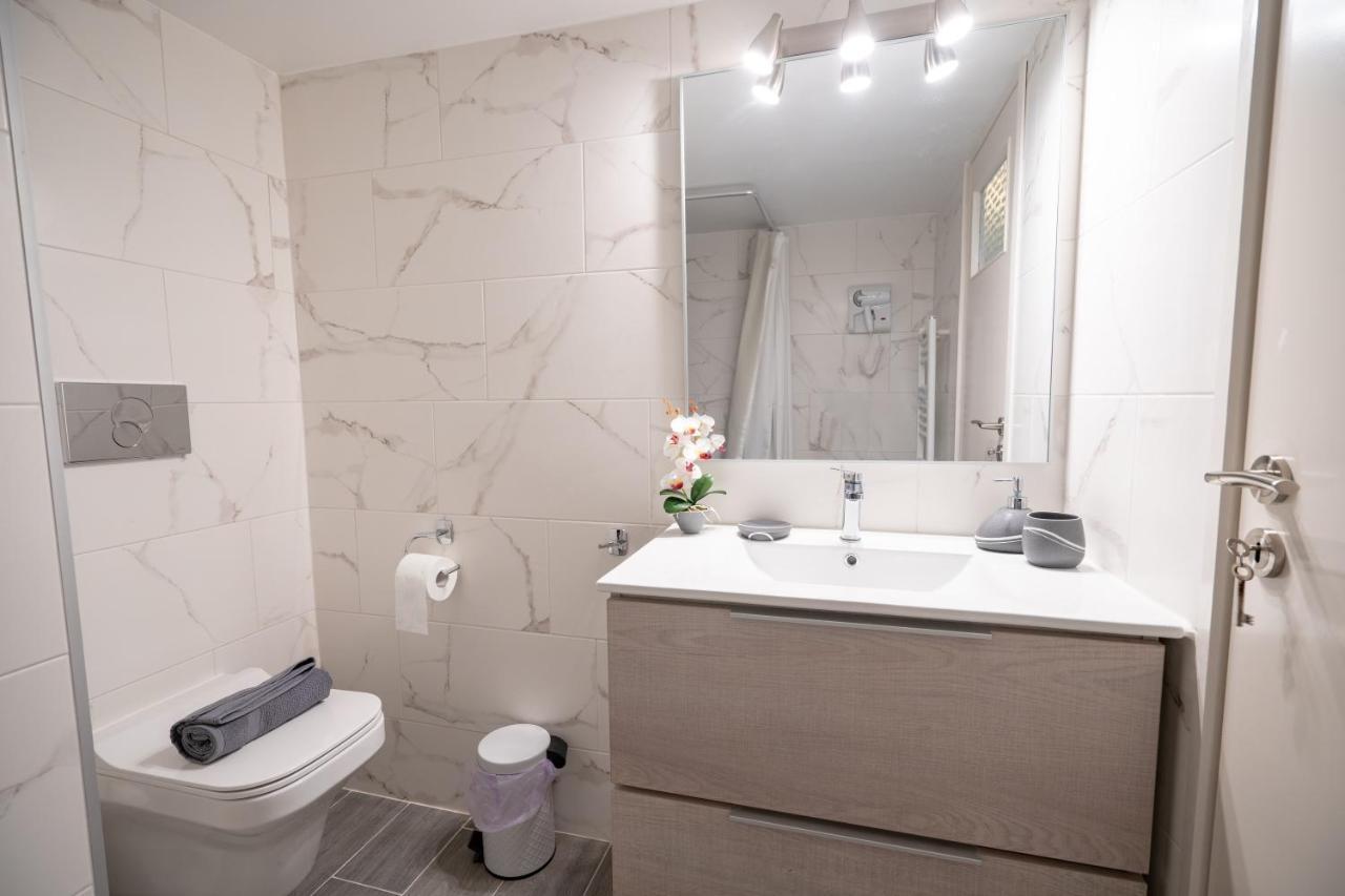 Agios Ioannis Metro St. 2 Bedrms 6 Pers. Apartment Atenas Exterior foto